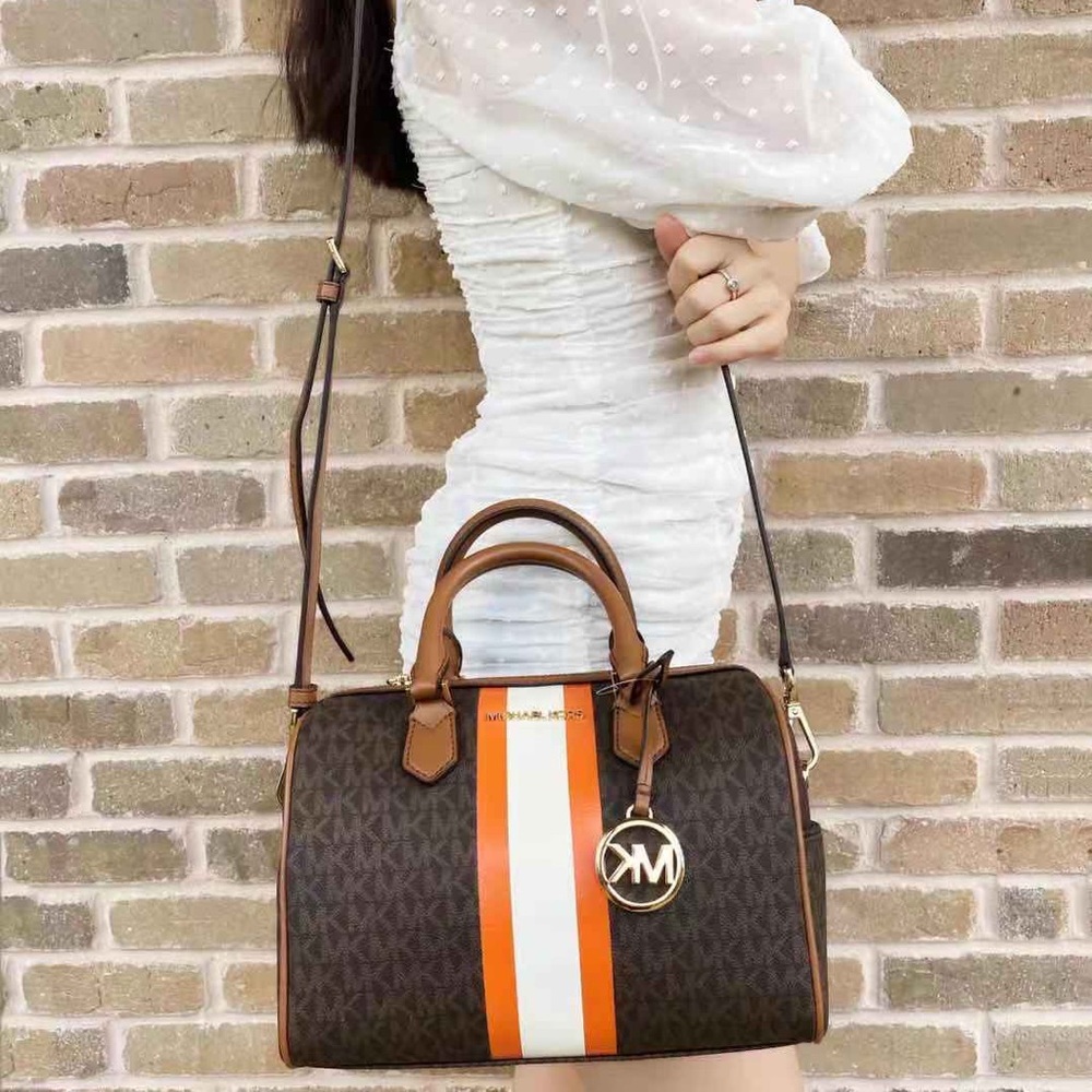 BUNDLE💞NWT Michael Kors Satchel & Wallet - Picture 2 of 14